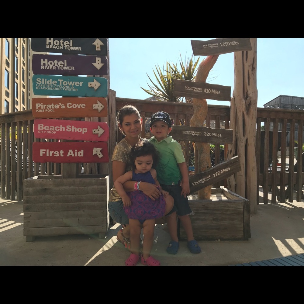 Meet your Posher, Yaraitza